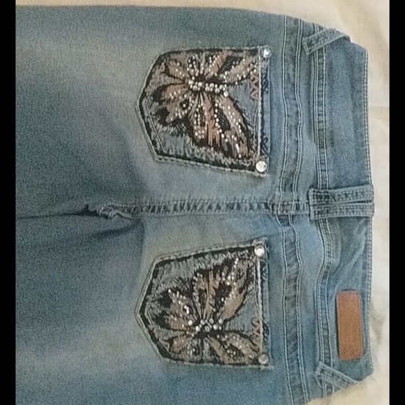 Jeans - Picture 3 of 3